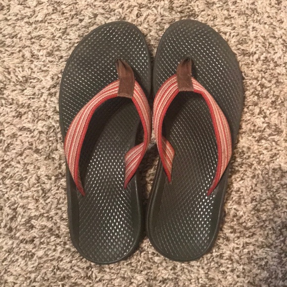 chaco flip flops womens size 8